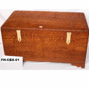 Handcrafted Solid Wood Storage Trunk | Vintage Wooden Blanket Box | Multipurpose Treasure Chest with Brass Latches